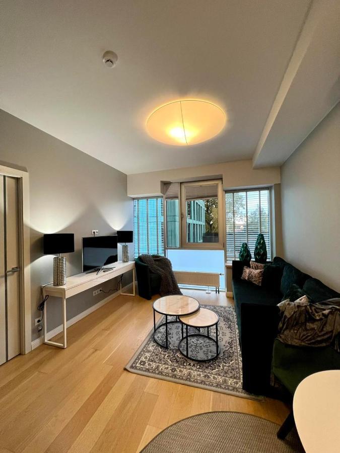 New Apartment,Free Parking In The Center Klaipėda Buitenkant foto